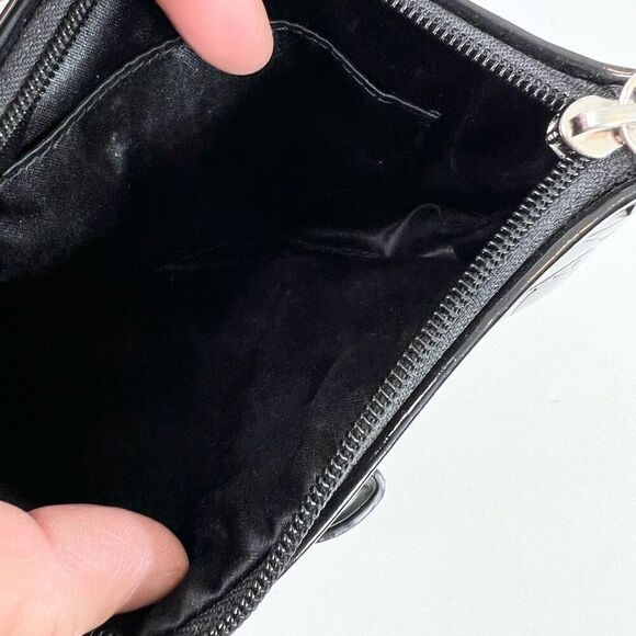 Coach Wallet Black  Peyton Art Op Patent Embossed Heart Bow Wristlet - Picture 3 of 8